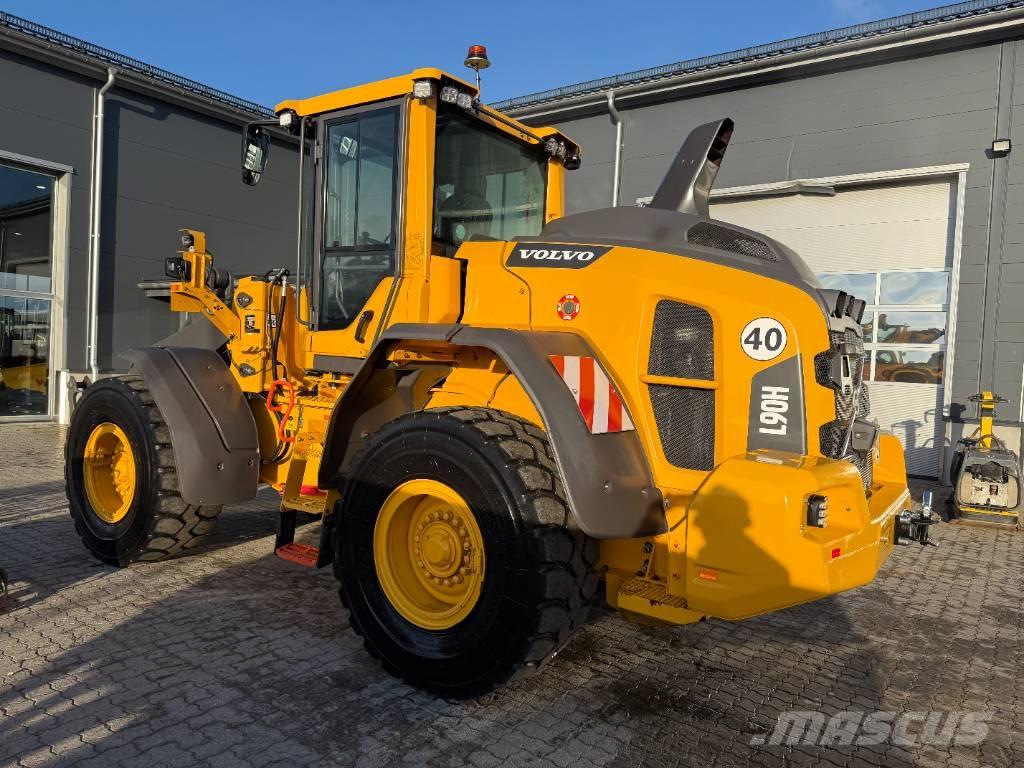 Volvo L90H Long boom Naudoti ratiniai krautuvai