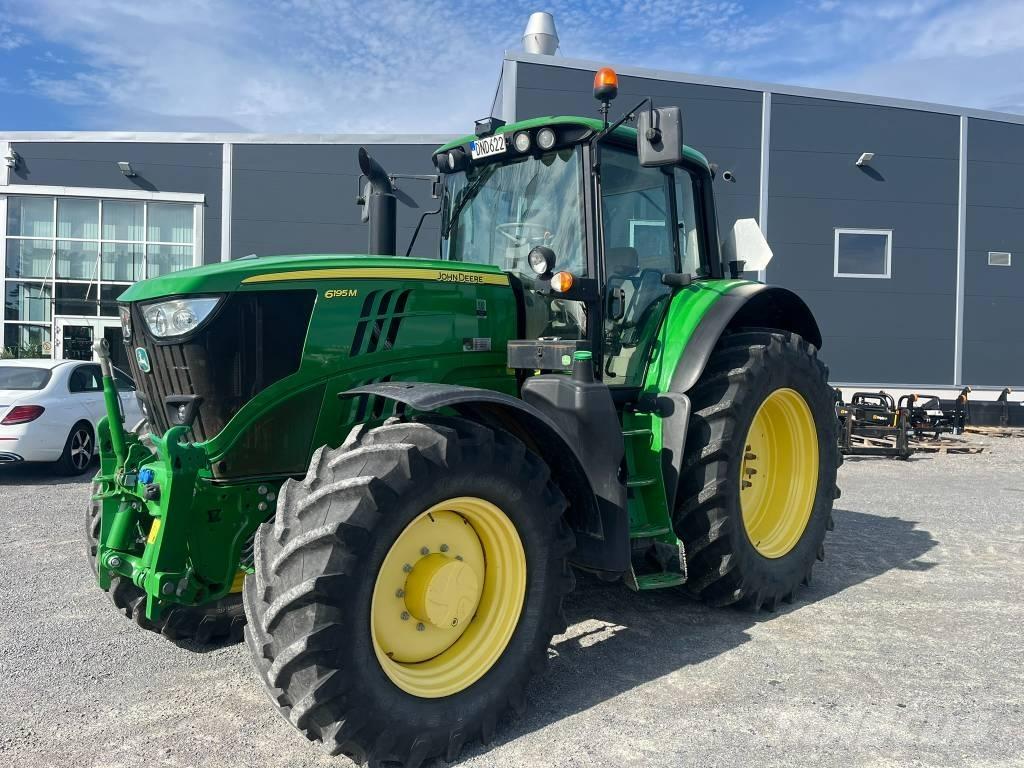 John Deere 6195 M Traktoriai