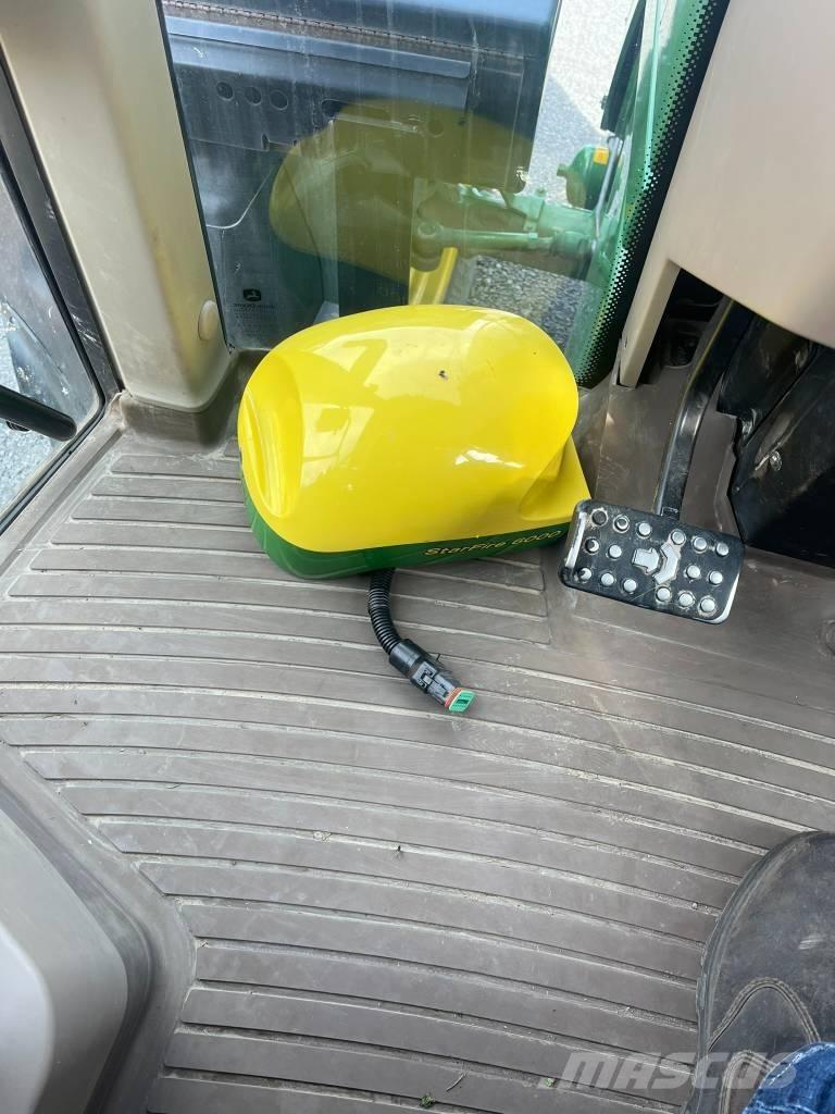 John Deere 6195 M Traktoriai