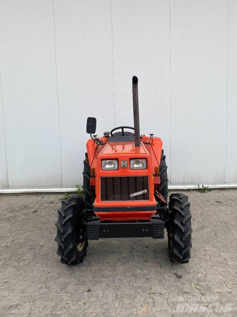 Hinomoto N249 Naudoti kompaktiški traktoriai