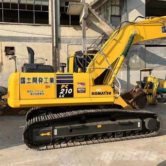 Komatsu PC 210 Vikšriniai ekskavatoriai