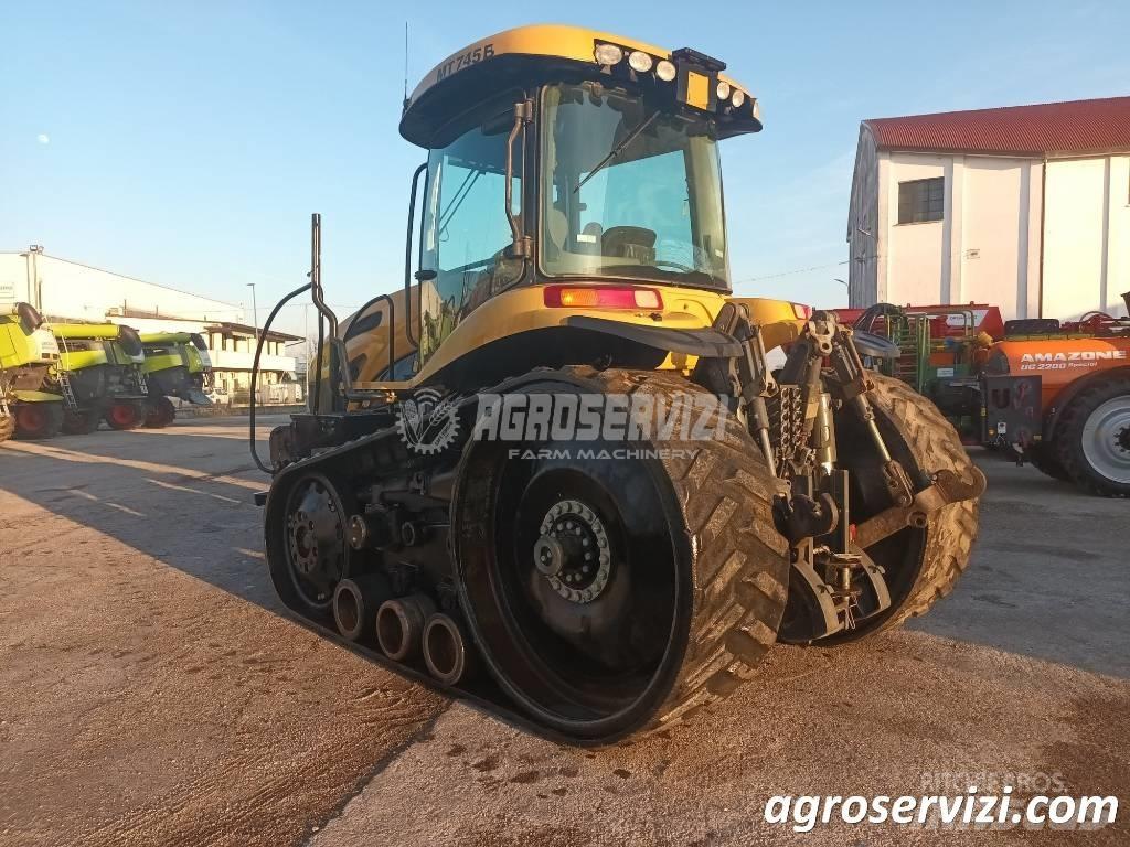 Challenger 745 B Traktoriai