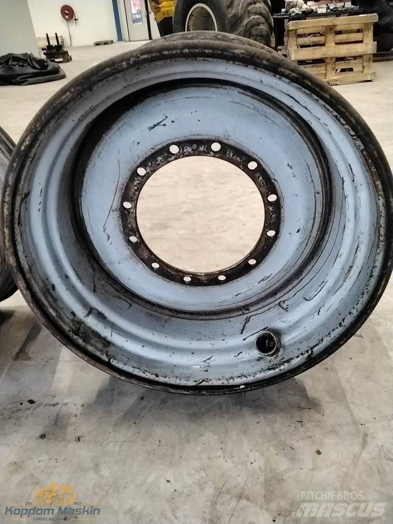 Valmet 901 20x34 Padangos, ratai ir ratlankiai