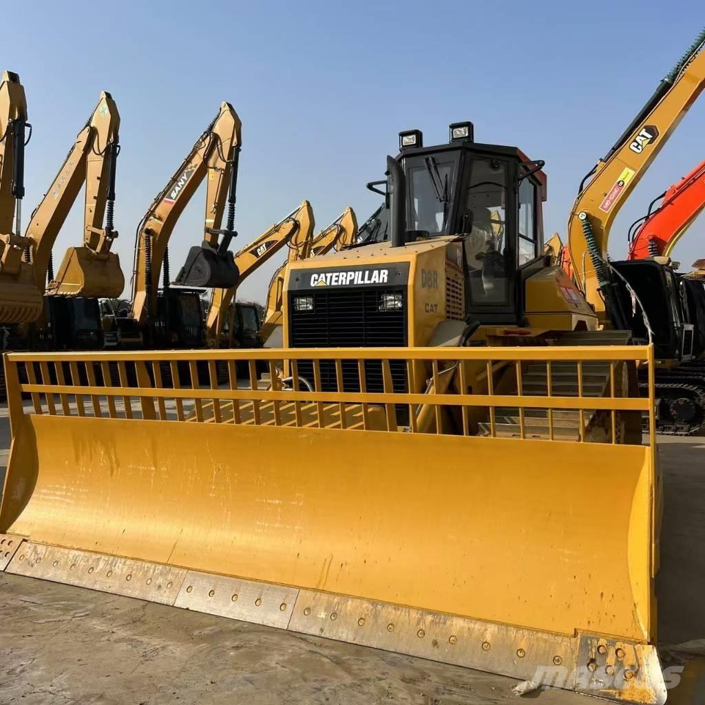 CAT D 8 R Vikšriniai buldozeriai