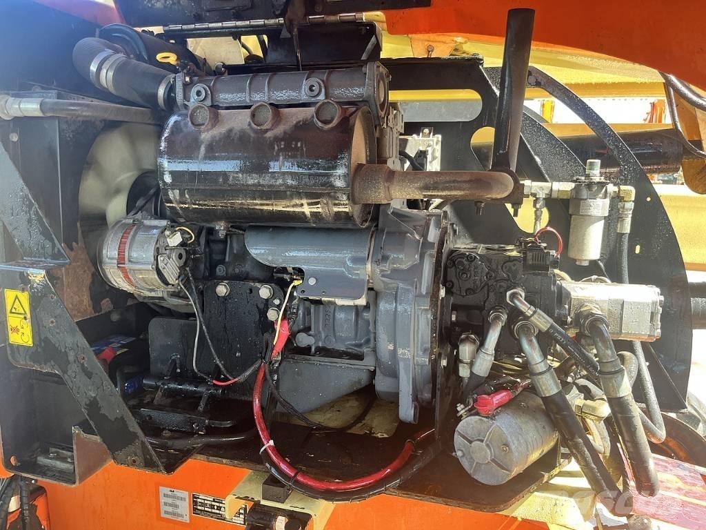JLG 450 AJ II Alkūniniai keltuvai