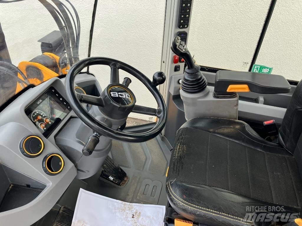 JCB 413S Naudoti ratiniai krautuvai