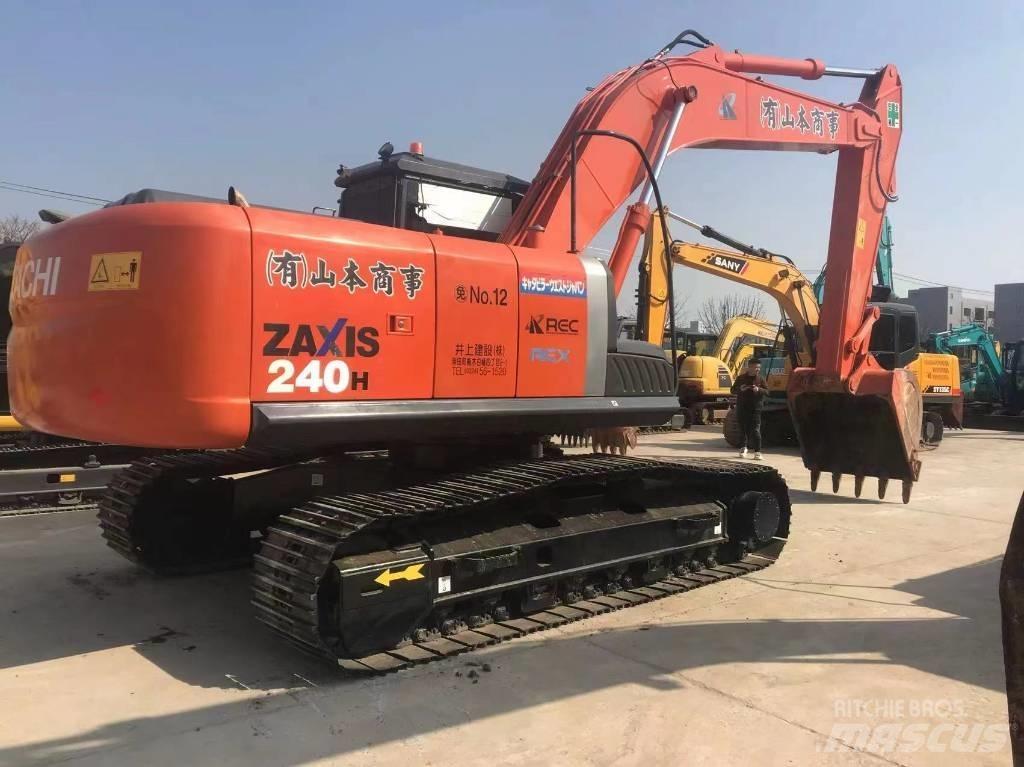 Hitachi 240-3 Vikšriniai ekskavatoriai