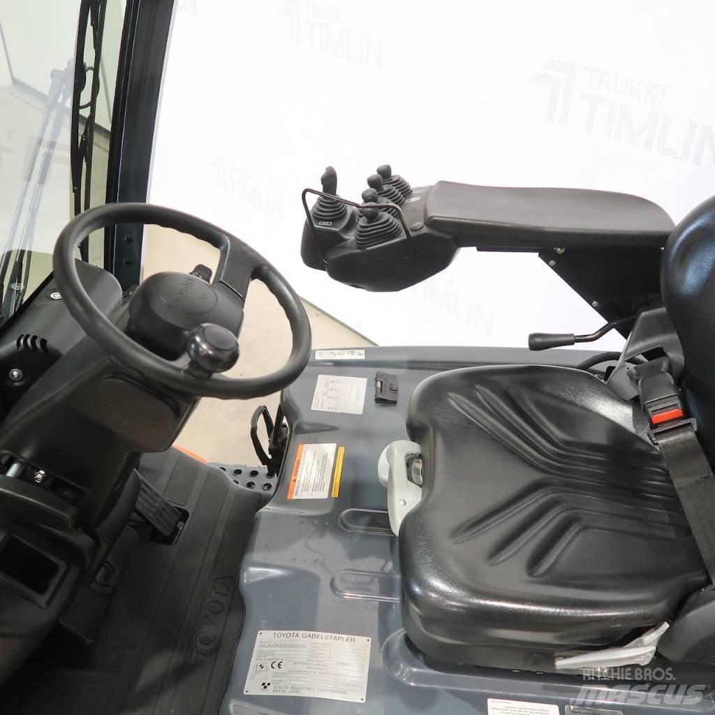 Toyota 8FBE20T Elektriniai šakiniai krautuvai