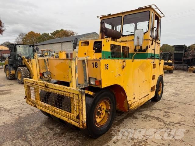 Hamm GRW 15 Pneumo volai