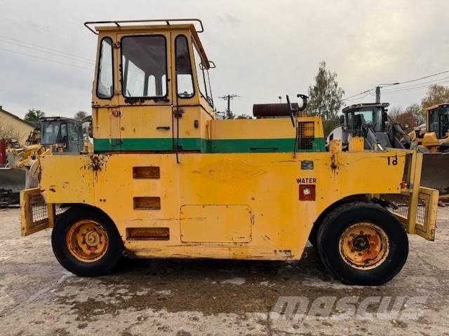 Hamm GRW 15 Pneumo volai