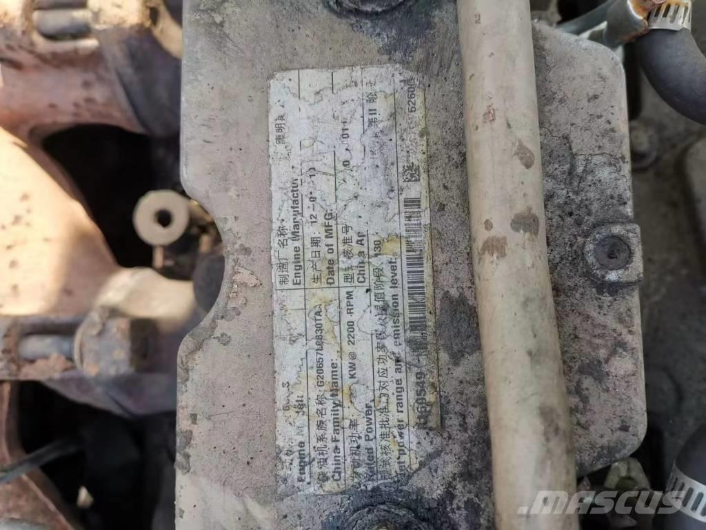 Hyundai 305-9 Vikšriniai ekskavatoriai