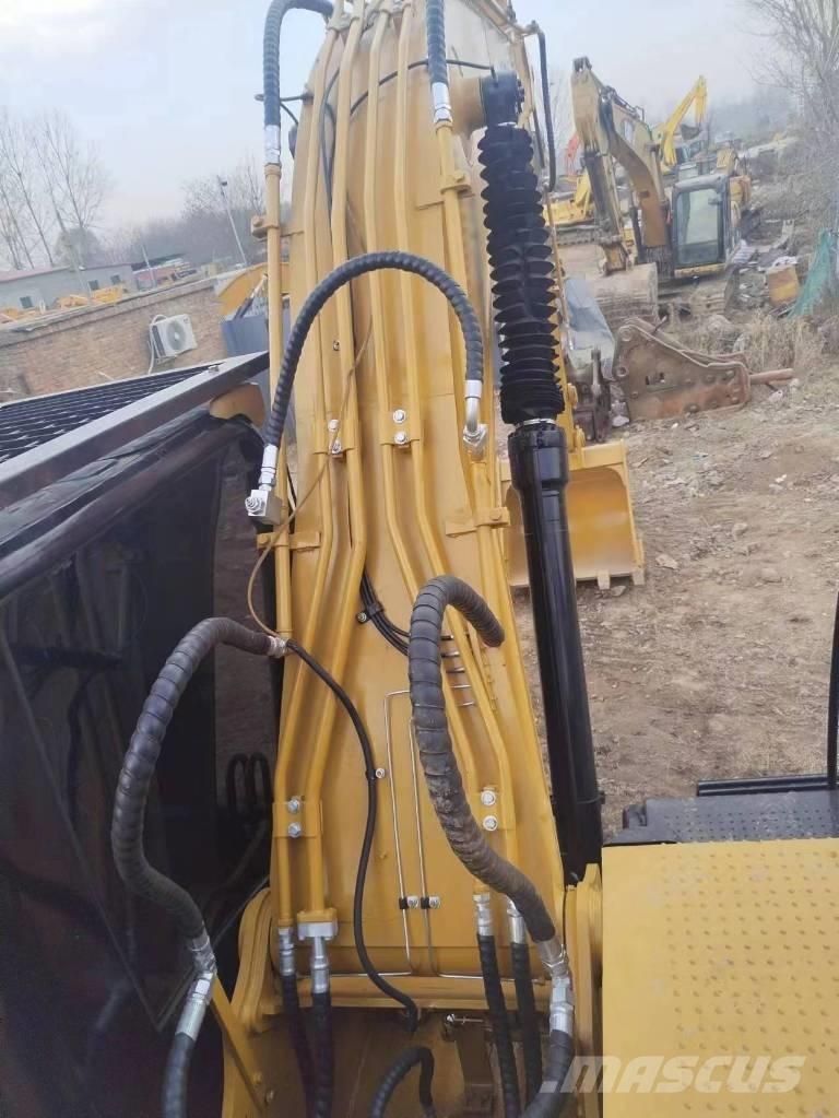 CAT 320 GC Vikšriniai ekskavatoriai