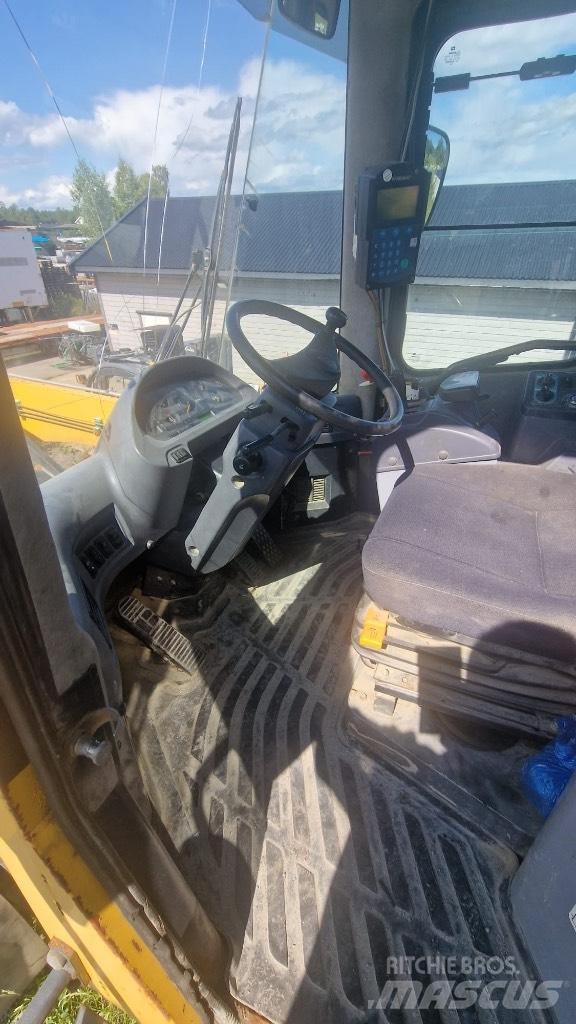 Komatsu WA 380 Naudoti ratiniai krautuvai