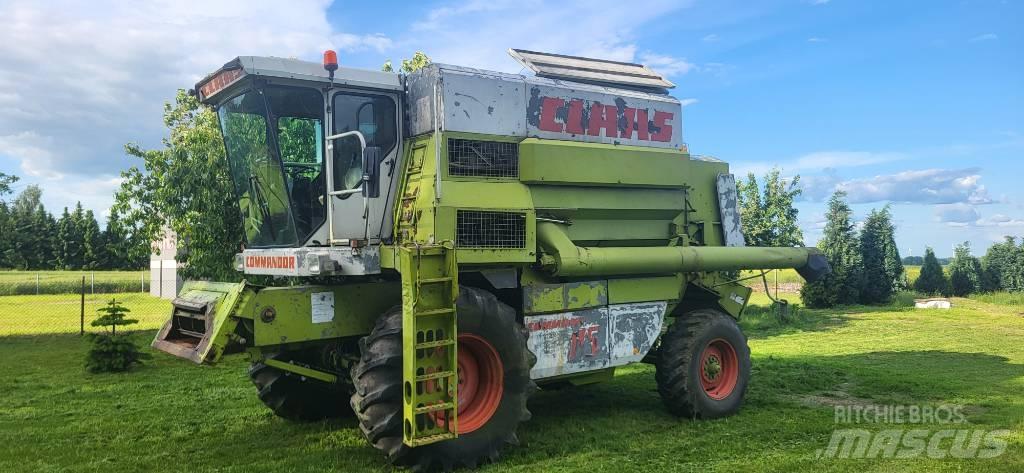 CLAAS Commandor 115 Derliaus nuėmimo kombainai