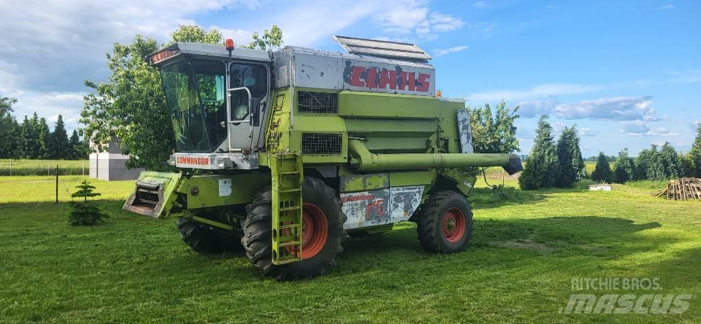 CLAAS Commandor 115 Derliaus nuėmimo kombainai