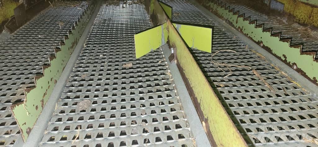 CLAAS Commandor 115 Derliaus nuėmimo kombainai