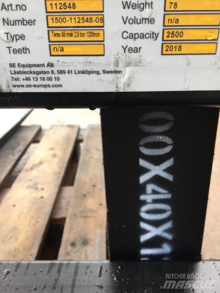  SE AB Terex TL65-80 Šakės