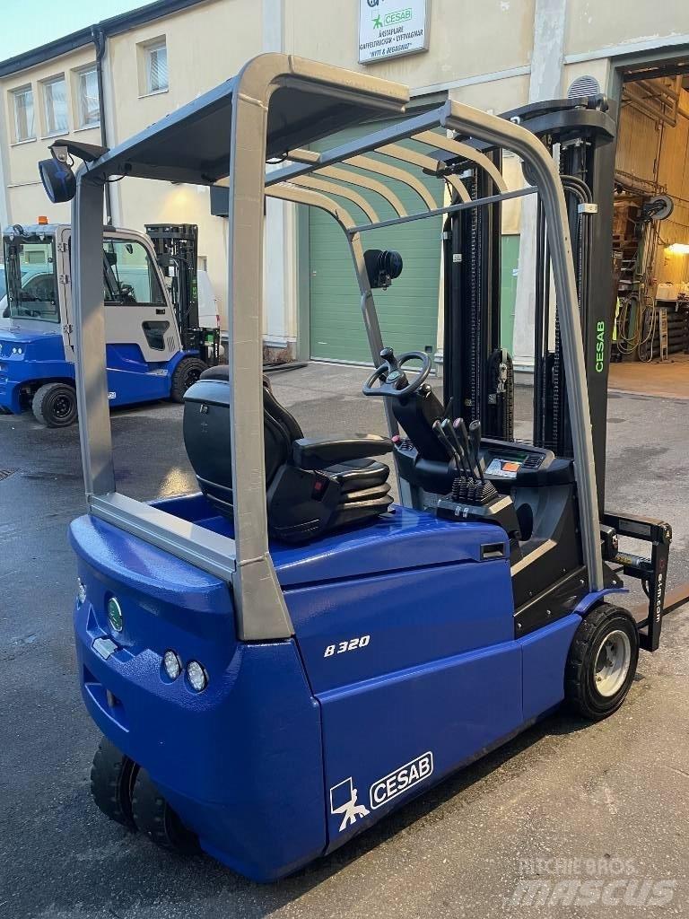 Cesab B320 Elektriniai šakiniai krautuvai