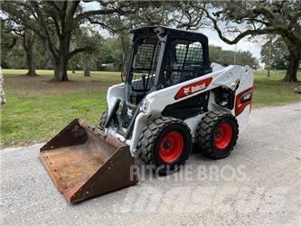 Bobcat S 62 Krautuvai su šoniniu pasukimu