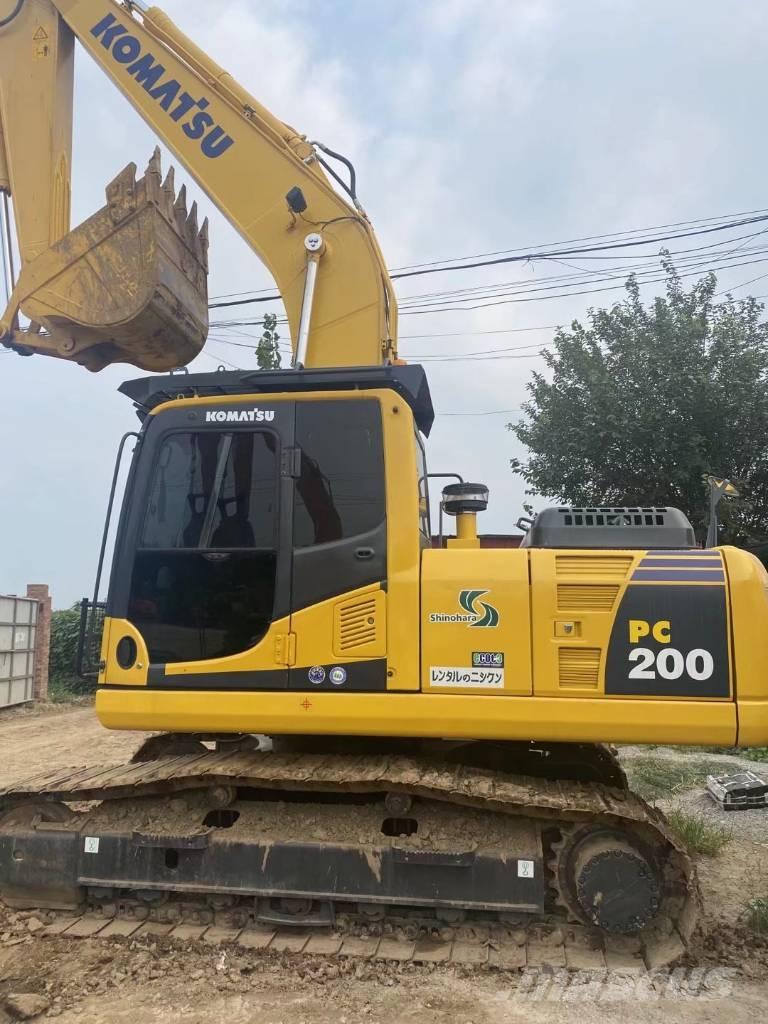 Komatsu pc200-8 Vikšriniai ekskavatoriai