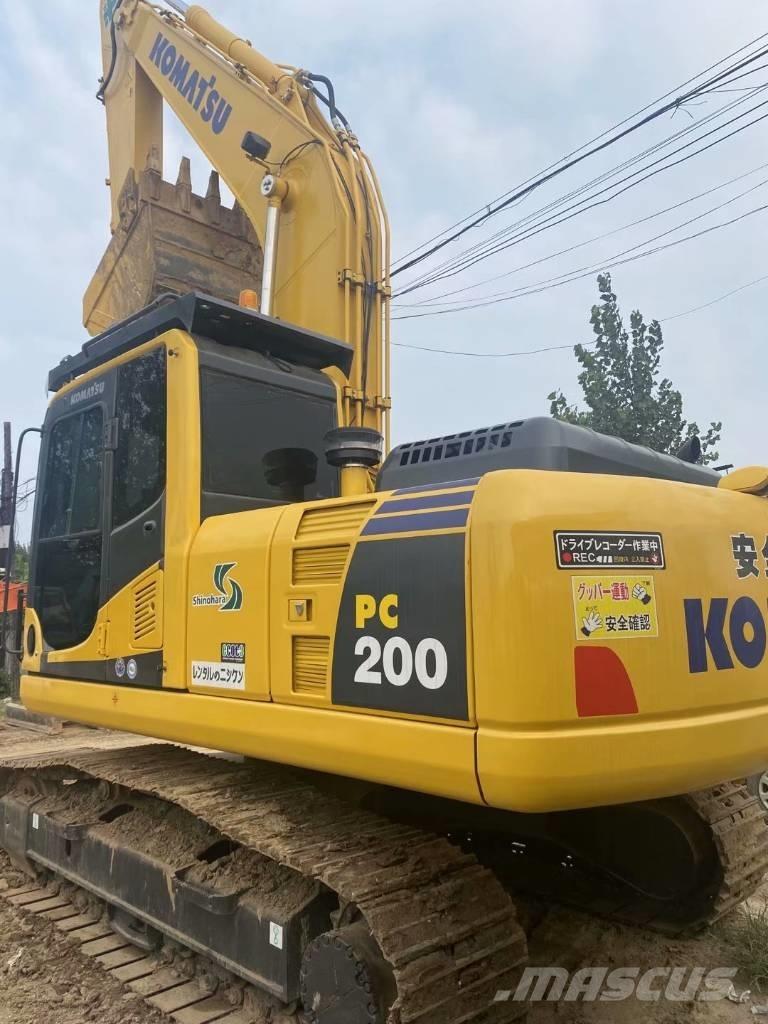 Komatsu pc200-8 Vikšriniai ekskavatoriai