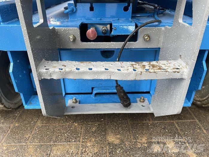 Genie GS4047 Kiti keltuvai ir platformos