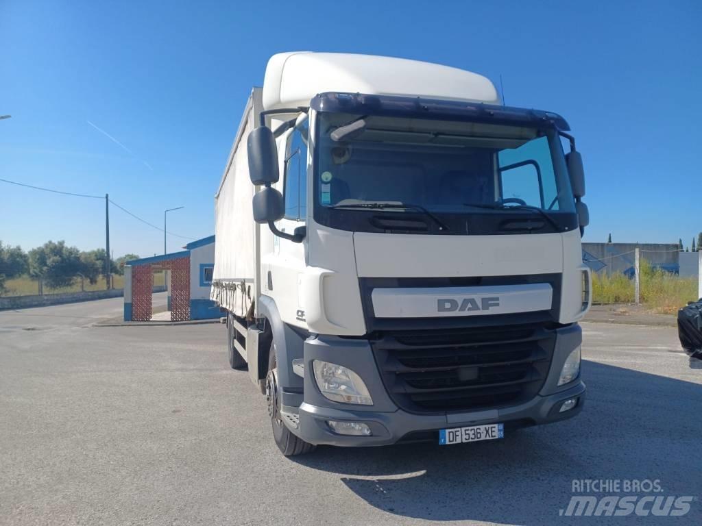 DAF CF 400 Priekabos su tentu