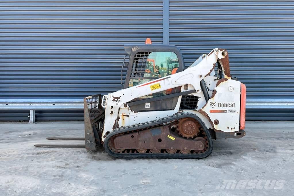Bobcat T 590 Krautuvai su šoniniu pasukimu