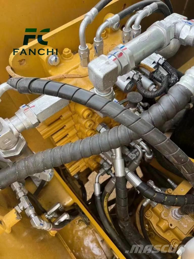 CAT 307 Vikšriniai ekskavatoriai