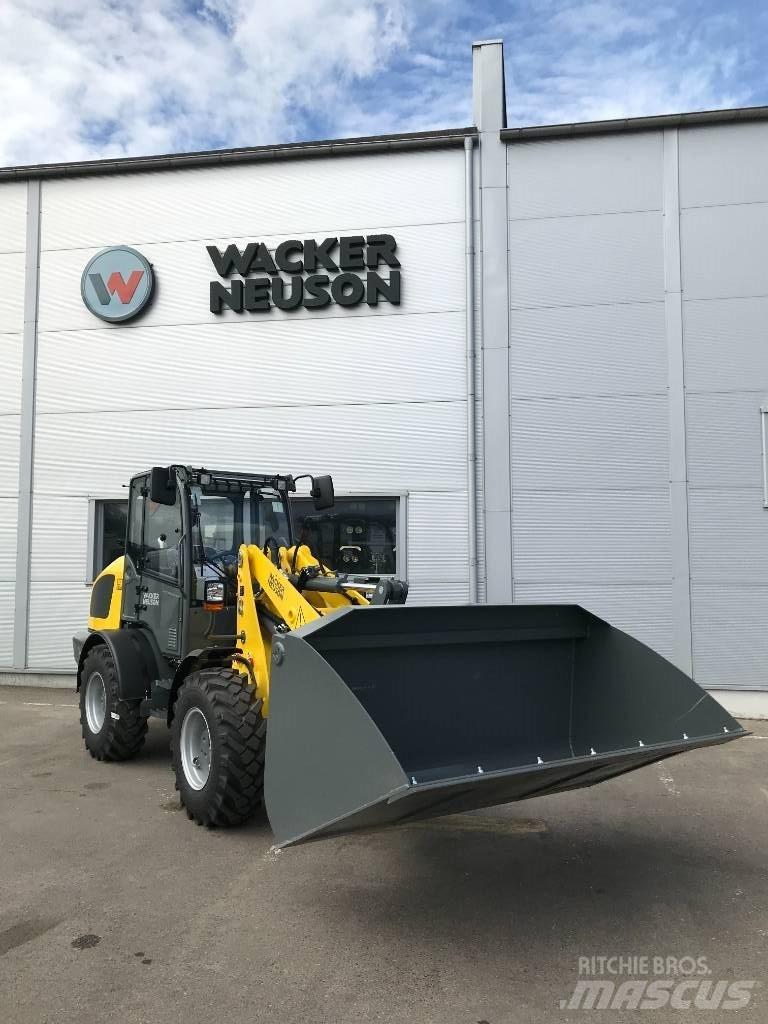 Wacker Neuson WL54 Universalūs ratiniai krautuvai