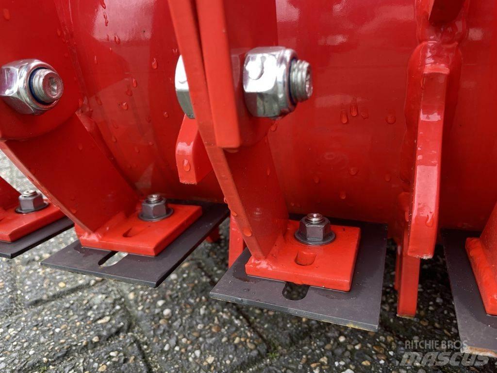 Kuhn HRB303D Vagų purentuvai