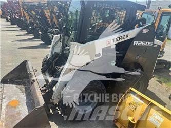 Terex R260S Krautuvai su šoniniu pasukimu