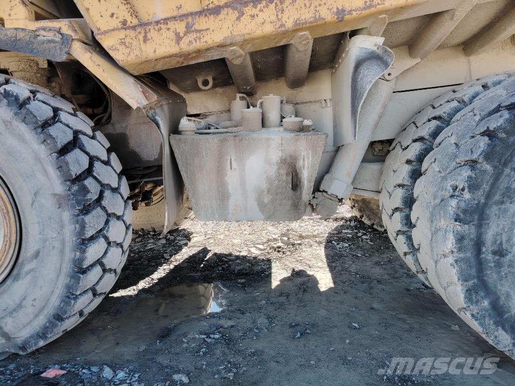 CAT 773 B Atliekų išvežimo technika