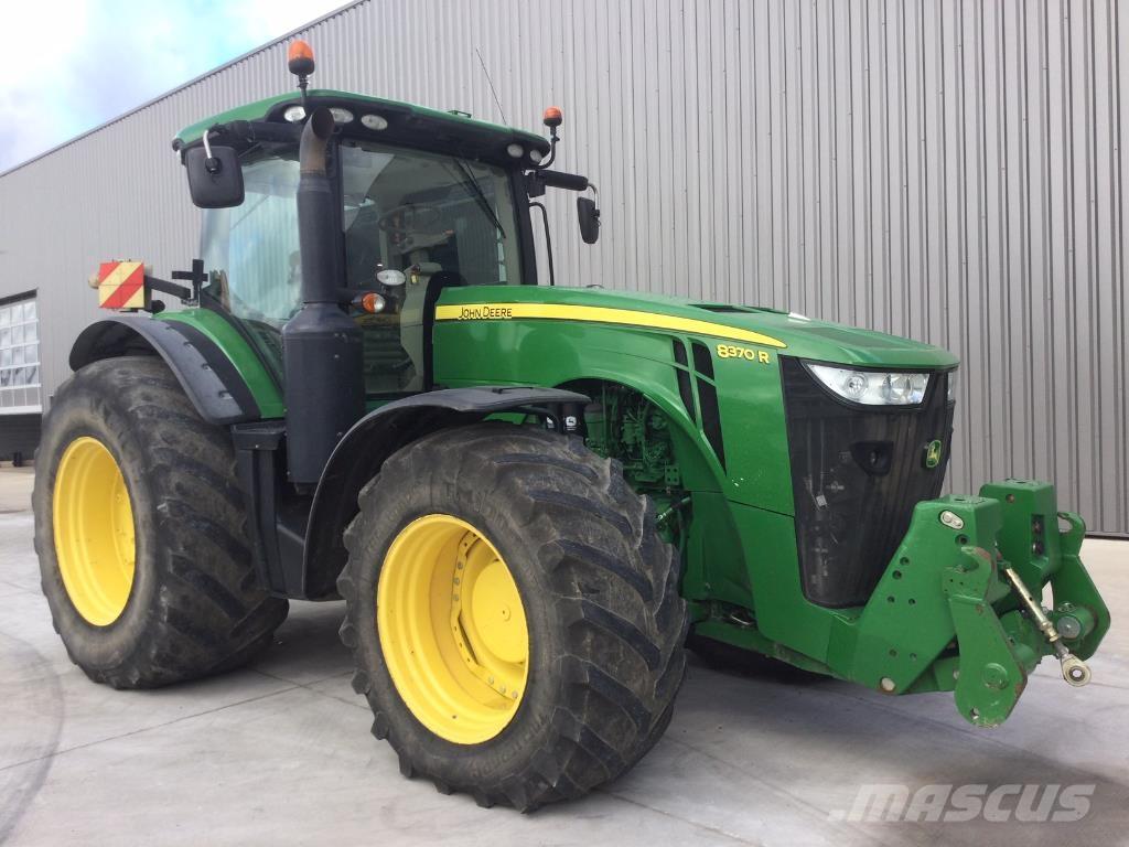 John Deere 8370R Traktoriai