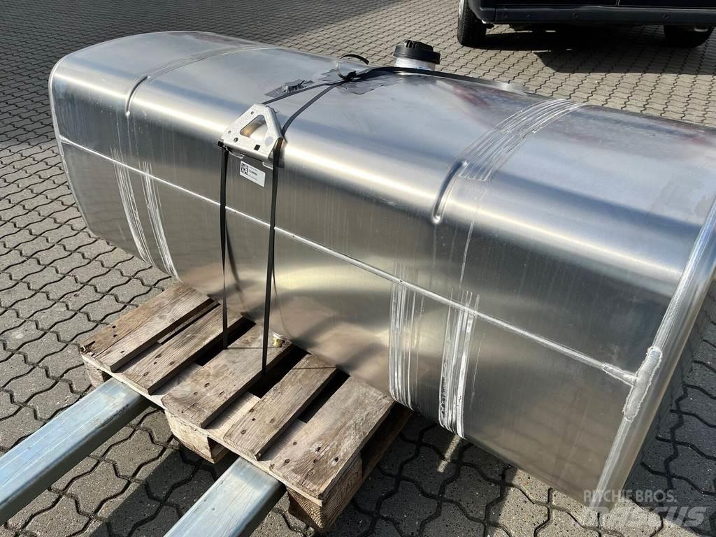 DAF XG Degalų ir priedų talpyklos