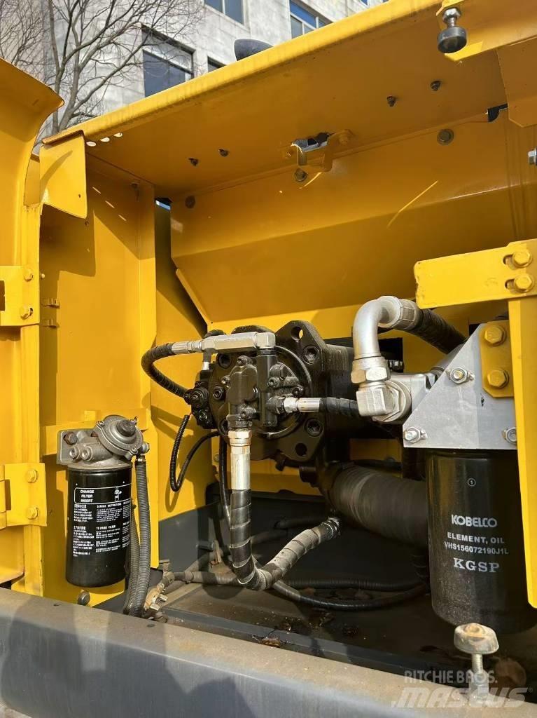 Kobelco SK 200 Vikšriniai ekskavatoriai