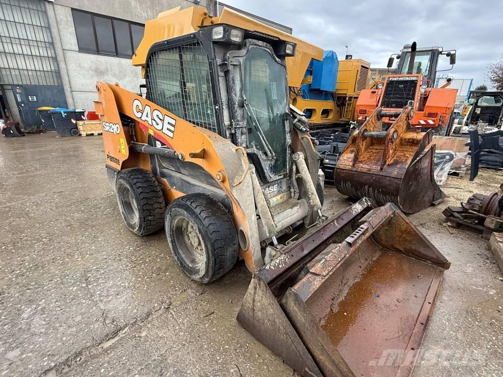 CASE SR 210 B Krovimas/Kėlimas - Kita