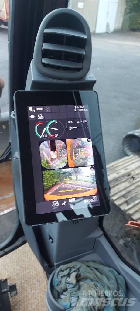 Hitachi ZX130-7 Vikšriniai ekskavatoriai