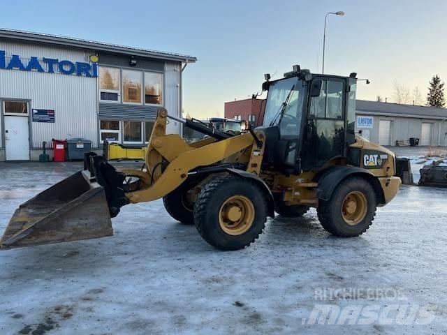 CAT 908H Naudoti ratiniai krautuvai