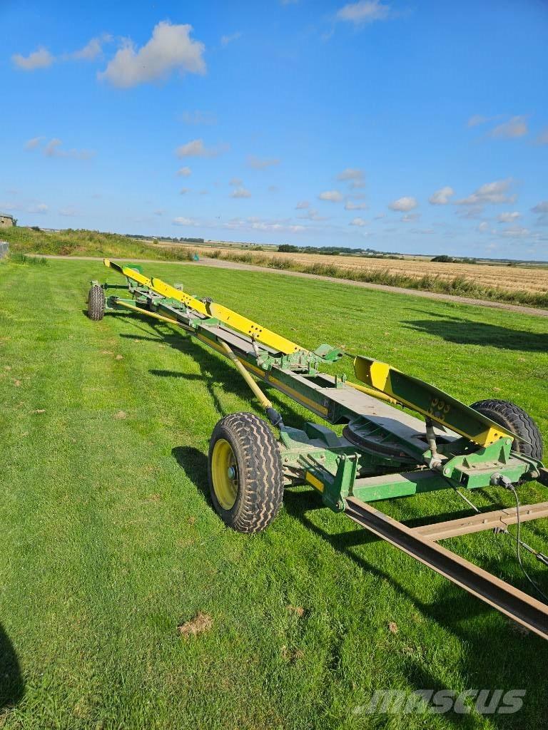 John Deere S 680 Derliaus nuėmimo kombainai