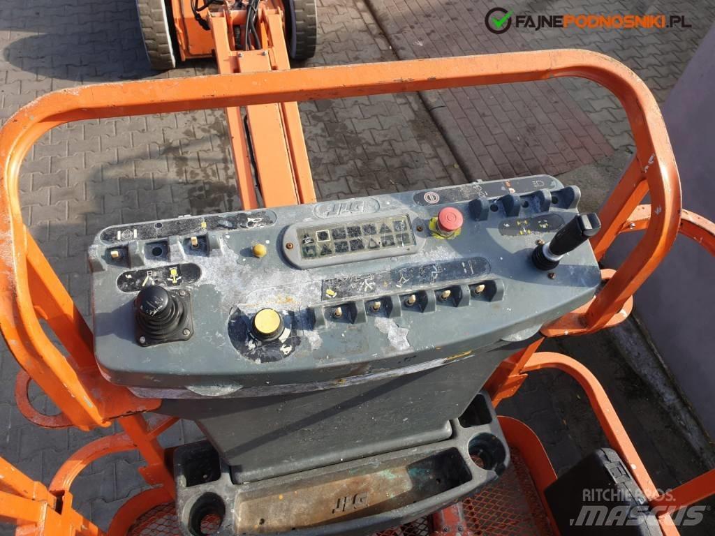 JLG E 300 AJP Alkūniniai keltuvai