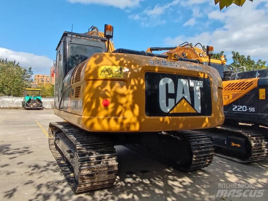 CAT 320D2 Vikšriniai ekskavatoriai