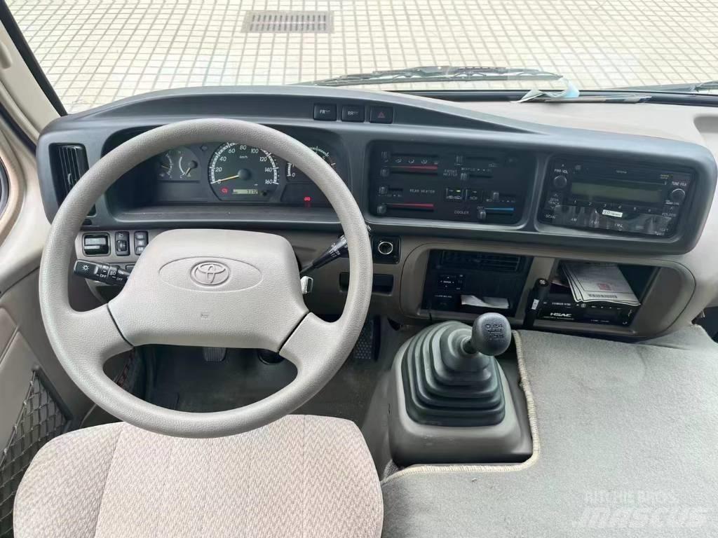 Toyota Coaster Bus Mikroautobusai