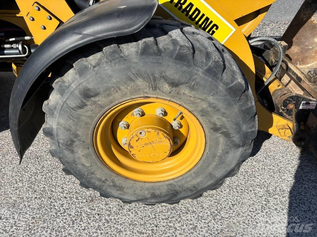 CAT 906 M Naudoti ratiniai krautuvai