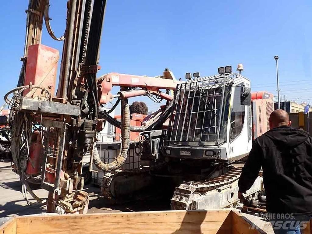 Sandvik DX800 Žemės paviršiaus gręžimo technika