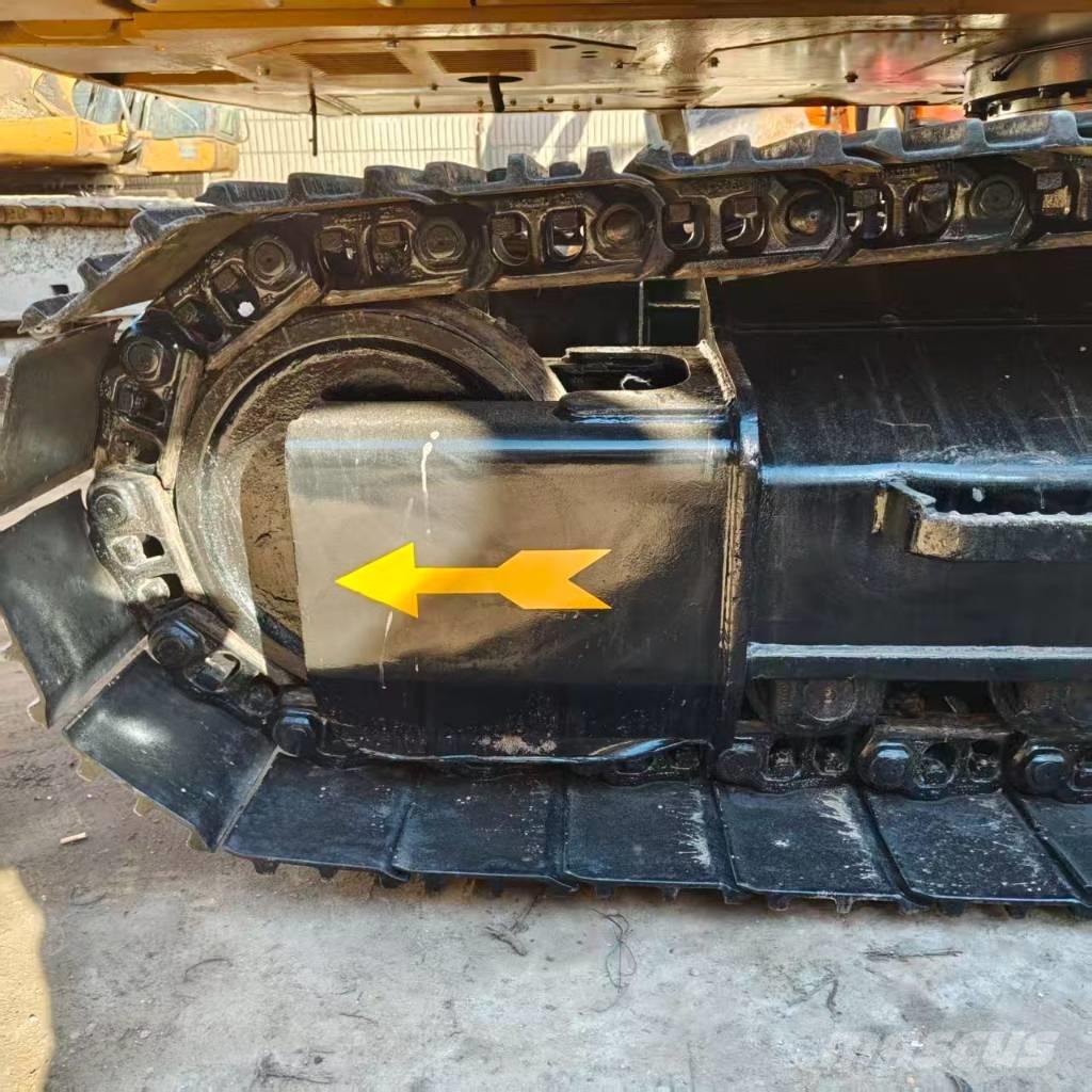 CAT 320 C Vikšriniai ekskavatoriai