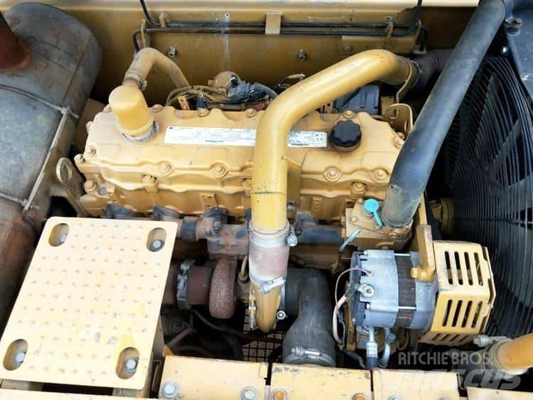 CAT 325 D L Vikšriniai ekskavatoriai