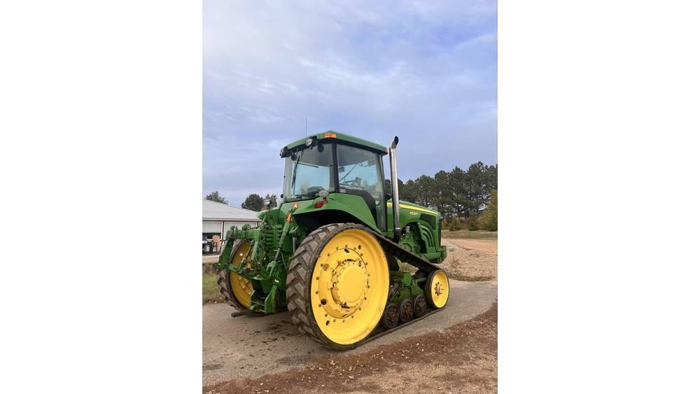 John Deere 8320 T Traktoriai