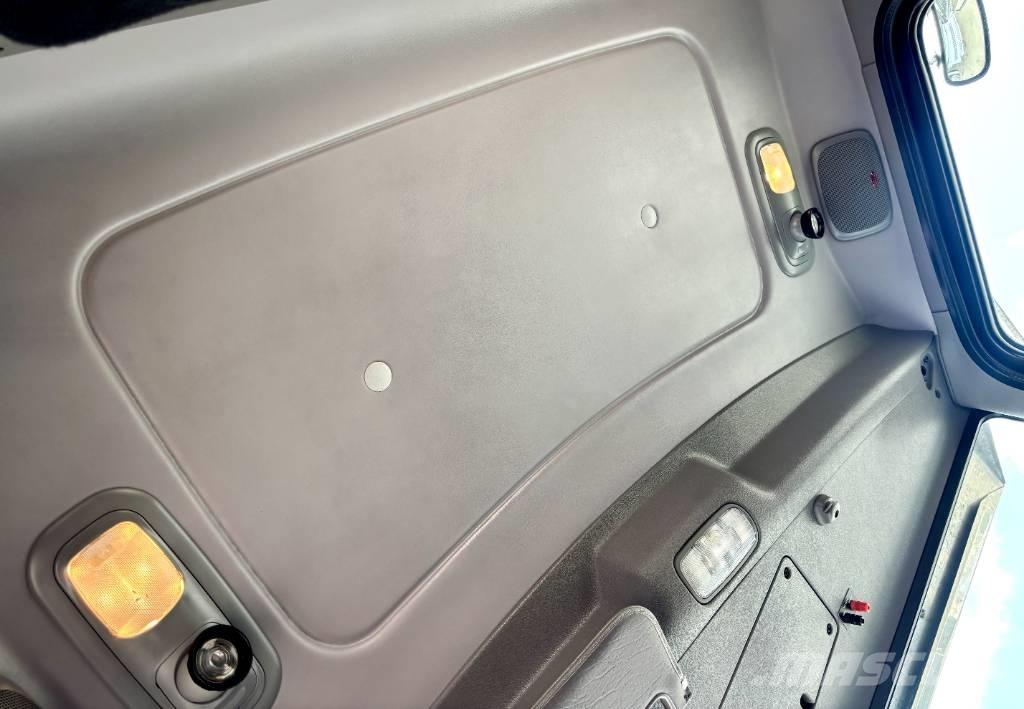 Peterbilt 389 Naudoti vilkikai