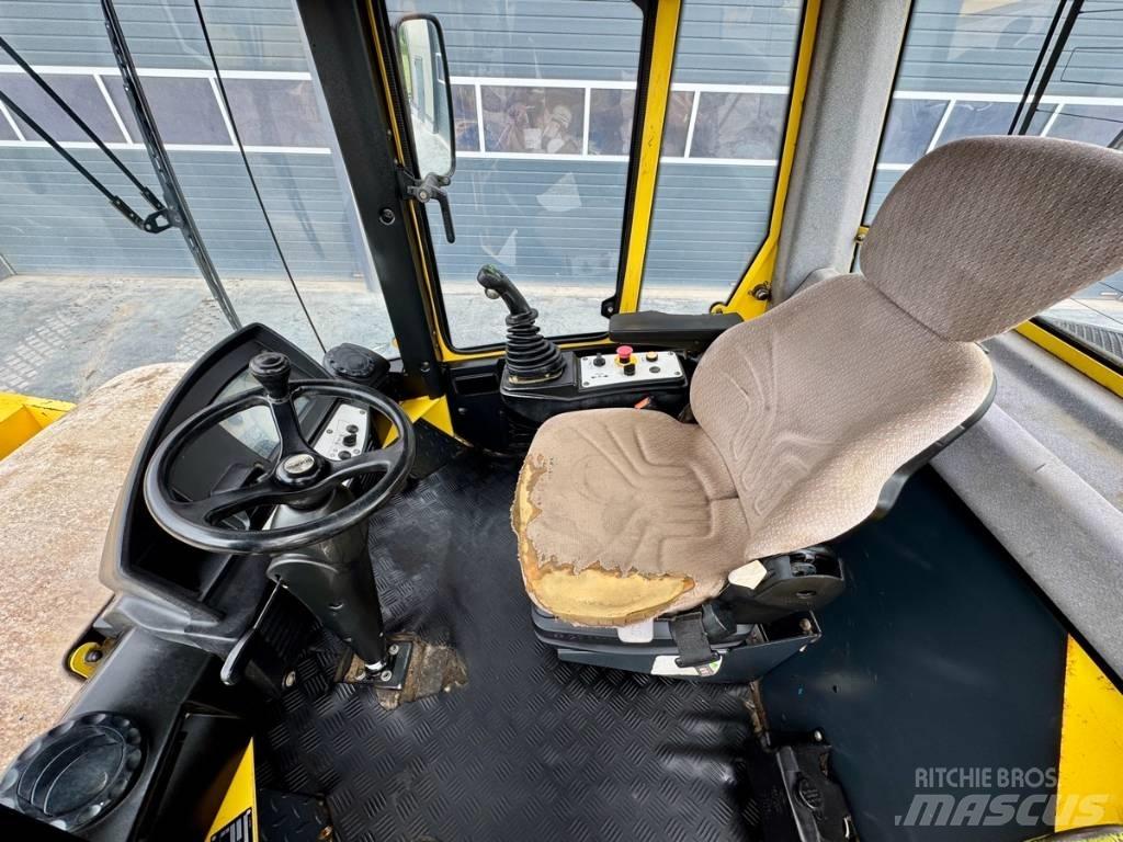 Bomag BW 216 D H-4 Vieno būgno volai